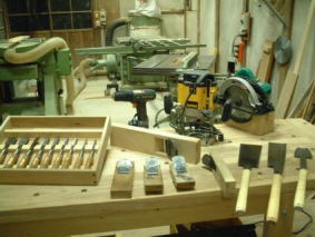 木工機械と手工具